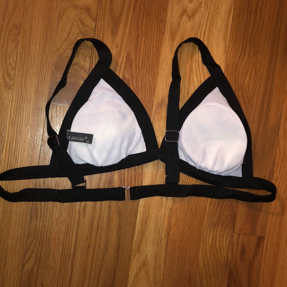 Bikini 👙 - Picture 5 of 7